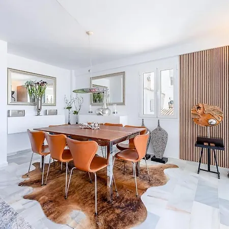 Modern 3 Bedroom In Puerto Banus With Sea Views شقة *