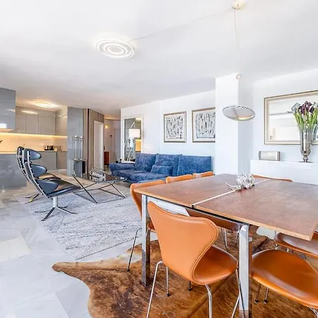 شقة Modern 3 Bedroom In Puerto Banus With Sea Views ماربيا