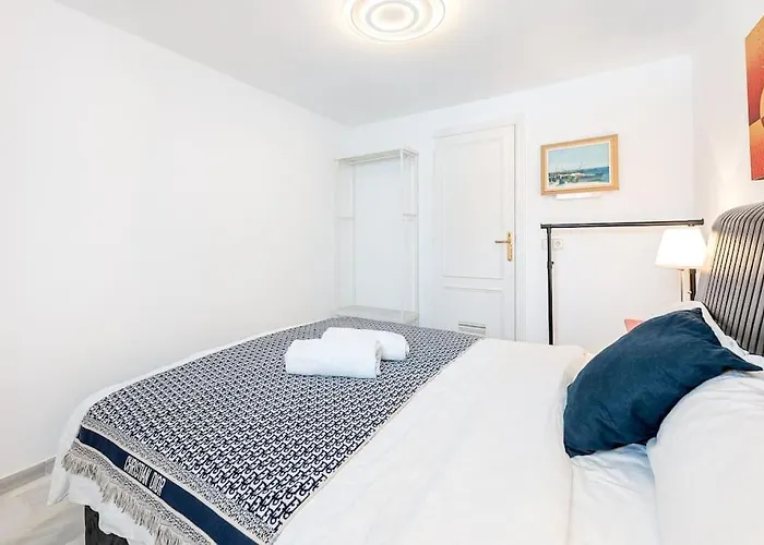Apartment Modern 3 Bedroom In Puerto Banus With Sea Views