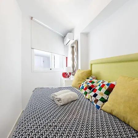 Modern 3 Bedroom In Puerto Banus With Sea Views מארבלה