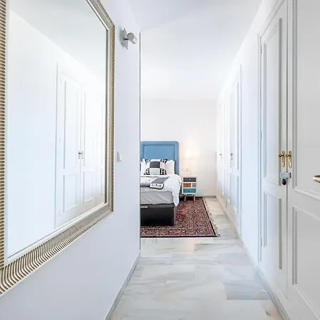 Modern 3 Bedroom In Puerto Banus With Sea Views דירה מארבלה