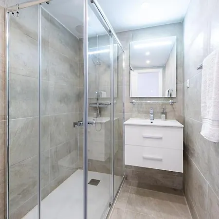 דירה Modern 3 Bedroom In Puerto Banus With Sea Views מארבלה